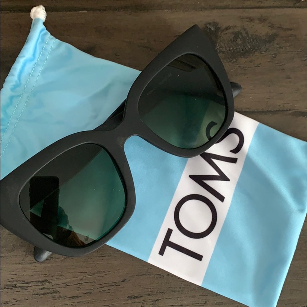 TOMS sunglasses